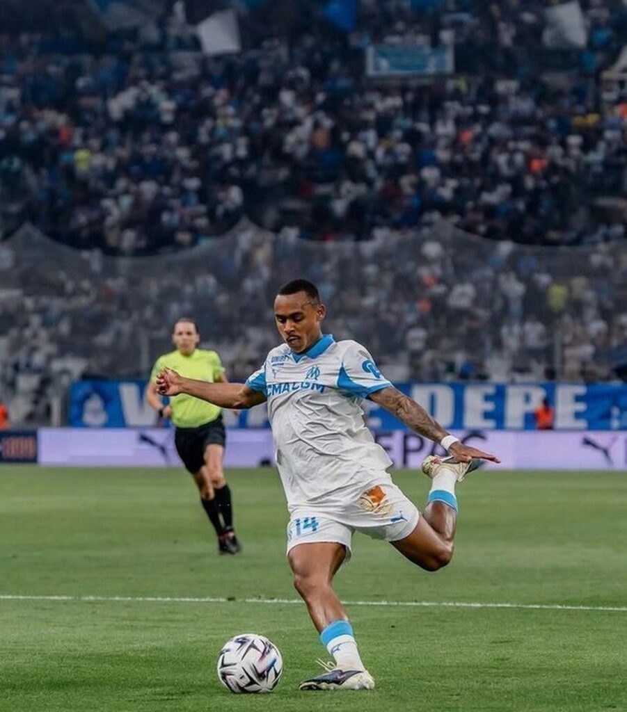 Igor Paixão Brilha com Gol de Cobertura e Olympique de Marselha Leva a Melhor no Campeonato Francês