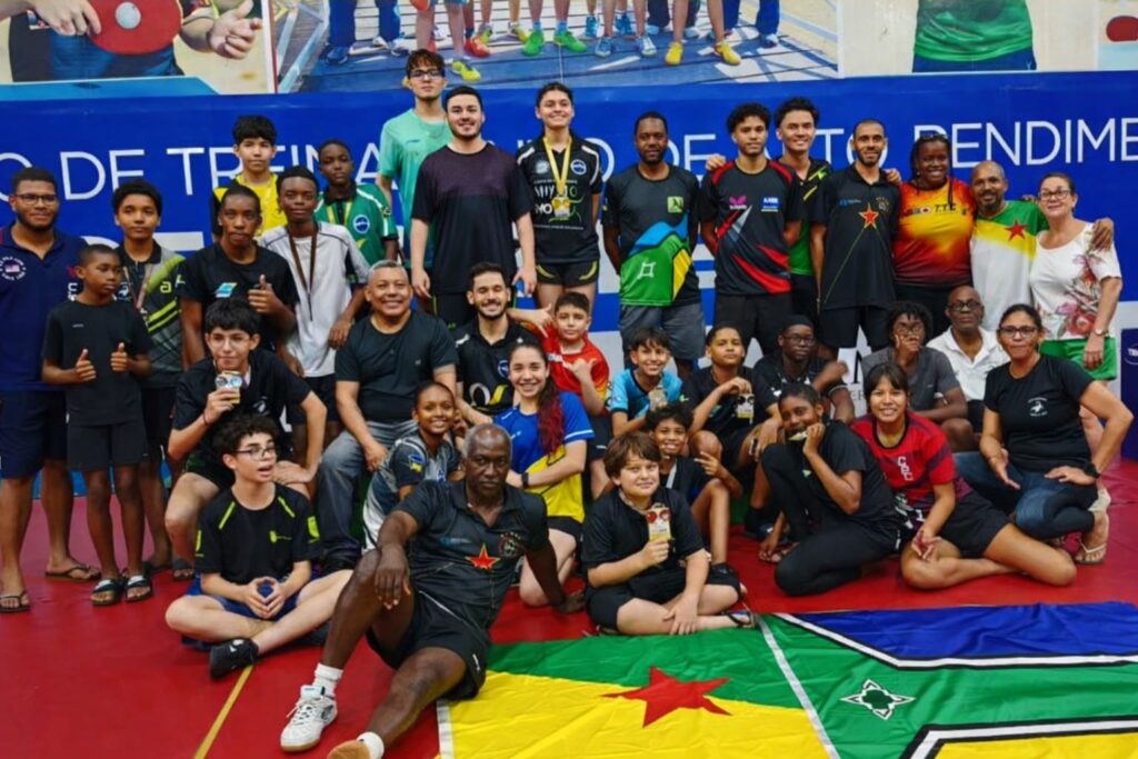 Intercâmbio Internacional de Tênis de Mesa no Amapá com Delegação da Guiana Francesa Intercâmbio Internacional de Tênis de Mesa no Amapá com Delegação da Guiana Francesa