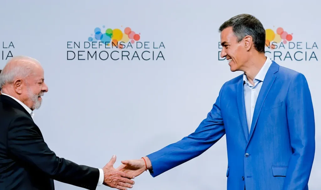 Lula Participa do Fórum em Defesa da Democracia na Espanha e Fortalece Cooperação Internacional