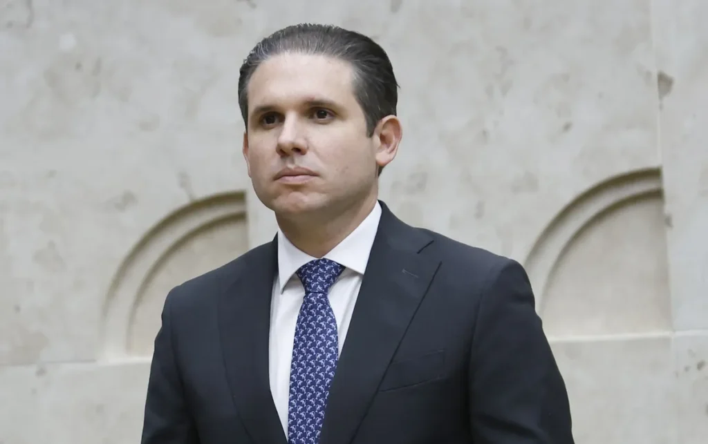 Nova Data para Votação da PEC que Elimina a Escala 6x1 é Definida por Motta