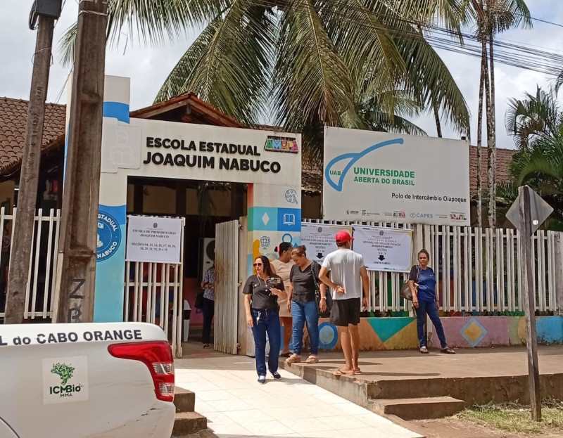 Oiapoque realiza eleição suplementar: Moradores da Guiana Francesa vão às urnas