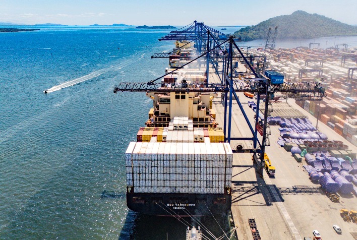 Paraná Aumenta Exportações de Proteínas Animais em 5,4% no Início de 2026 Paraná Aumenta Exportações de Proteínas Animais em 5,4% no Início de 2026