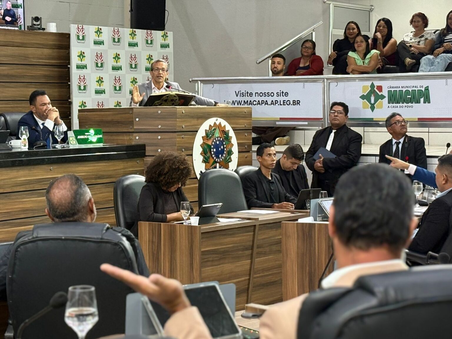 Pedro DaLua: 40 Dias de Gestão Interina em Macapá e os Desafios Enfrentados
