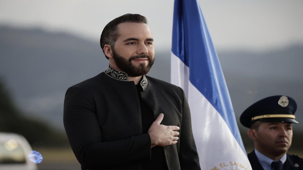 Reurbanização e Turismo em El Salvador: A Nova Estratégia de Nayib Bukele Reurbanização e Turismo em El Salvador: A Nova Estratégia de Nayib Bukele