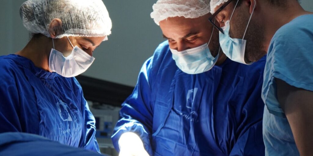 Saúde Agora: Novo Avanço com Cirurgias Ortopédicas Lideradas por José Fernandes