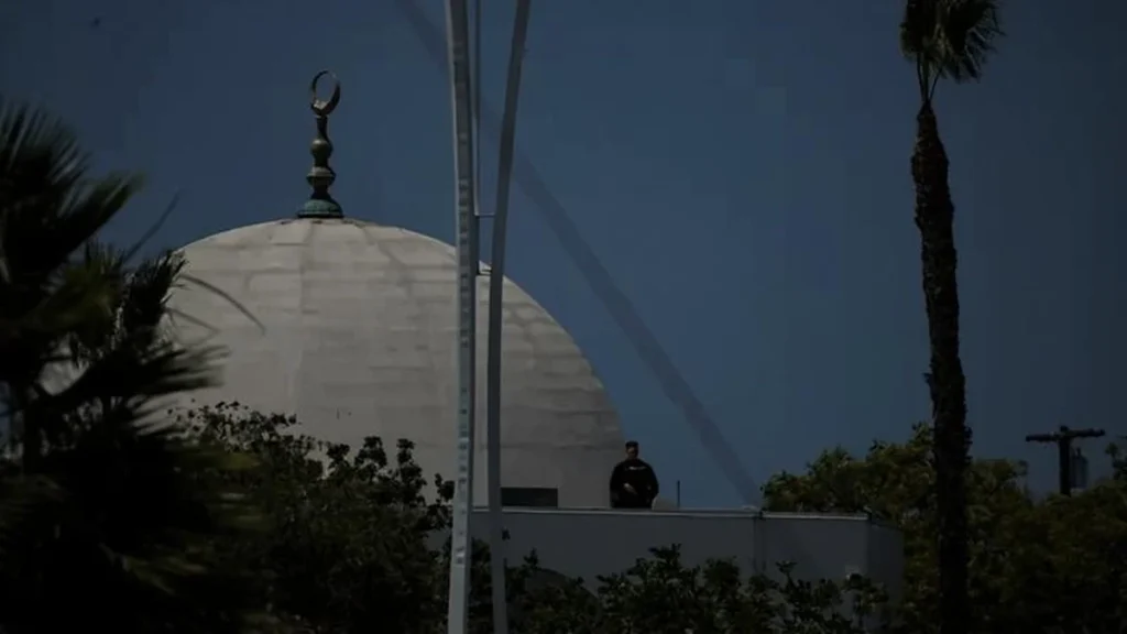 Tiroteio no Islamic Center of San Diego mobiliza autoridades locais