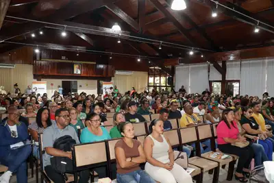 Governo do Amapá promove encontro sobre educação afrocentrada com 170 gestores escolares
