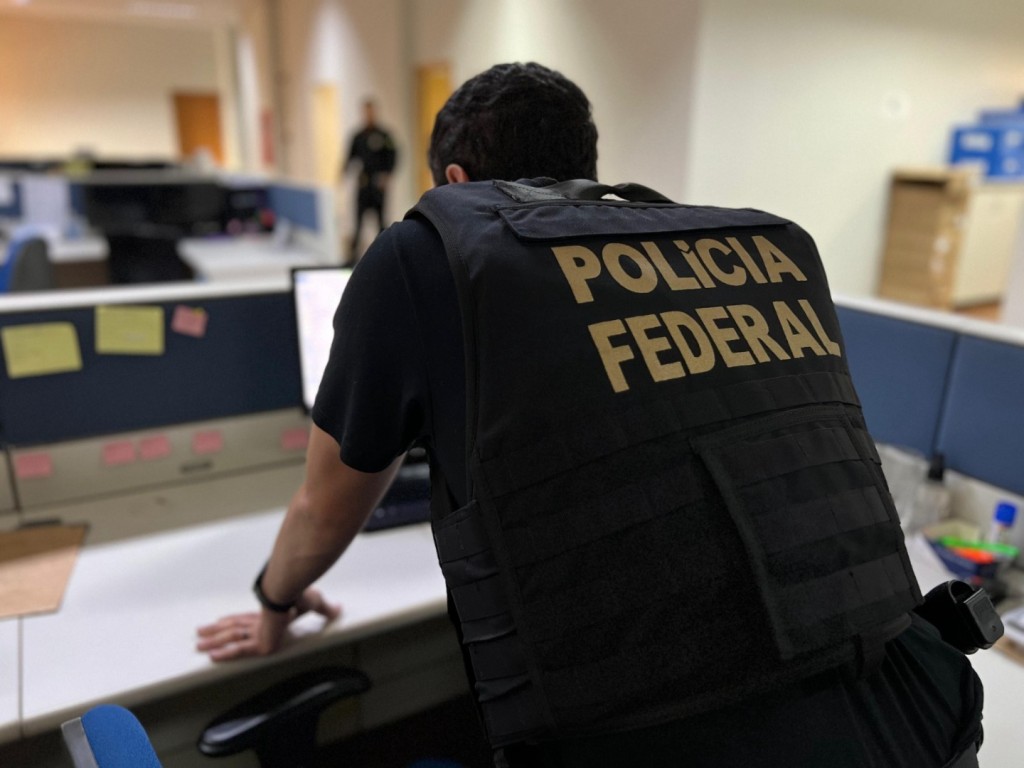 Polícia Federal Investiga Possíveis Crimes Eleitorais em Macapá/AP