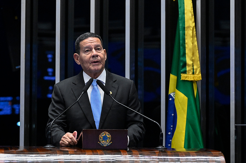 Senador Mourão Critica Medidas de Segurança e Política Econômica do Governo Lula